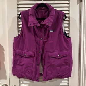 Patagonia reversible puffer vest XL